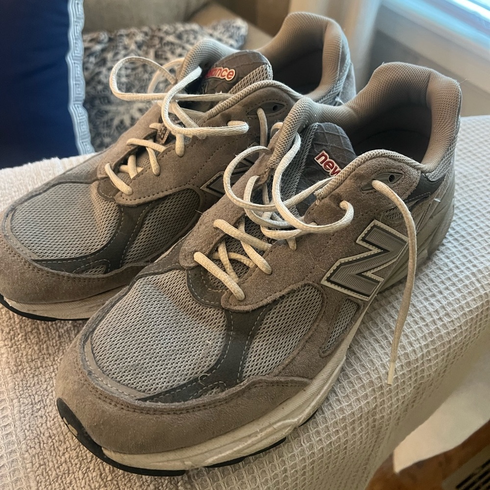 Men’s New Balance Tennis Shoes 👟 Made in USA 🇺🇸